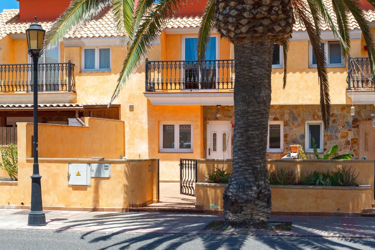 Casa Dorada Villa La Oliva Exterior photo